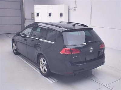 Volkswagen GOLF VARIANT  с аукциона в Японии