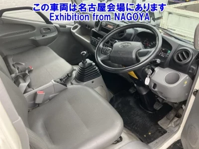 Toyota DYNA  с аукциона в Японии