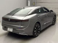 Toyota CROWN CROSSOVER лот № 12407 оценка 4  с аукциона в Японии 1