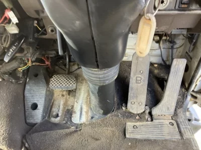 Isuzu FORWARD  с аукциона в Японии