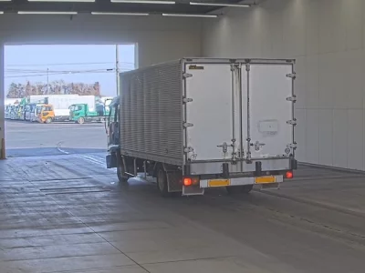 Isuzu FORWARD  с аукциона в Японии