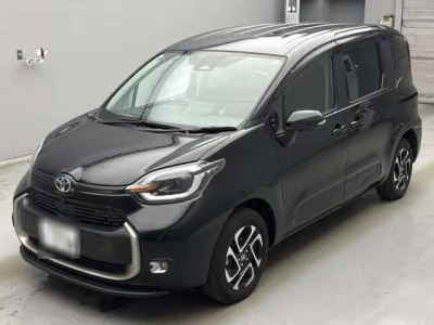 Toyota SIENTA  с аукциона в Японии