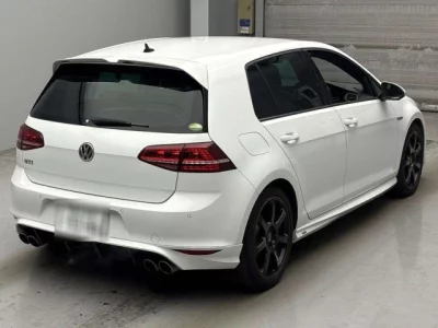 Volkswagen GOLF  с аукциона в Японии