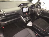 Toyota ESQUIRE лот № 60060 оценка 3.5  с аукциона в Японии 3