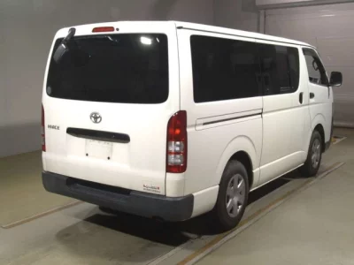 Toyota HIACE VAN  с аукциона в Японии