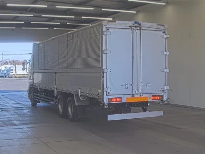 Hino PROFIA  с аукциона в Японии