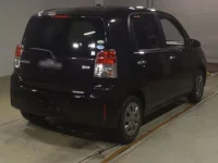 Toyota SPADE лот № 2185 оценка 3.5  с аукциона в Японии 1