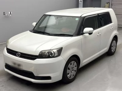 Toyota COROLLA RUMION  с аукциона в Японии