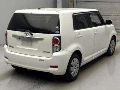 Toyota COROLLA RUMION  с аукциона в Японии