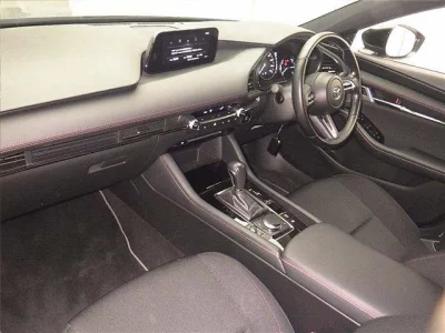 Mazda MAZDA3  с аукциона в Японии