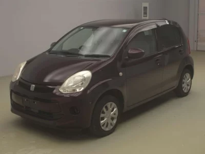 Toyota PASSO  с аукциона в Японии