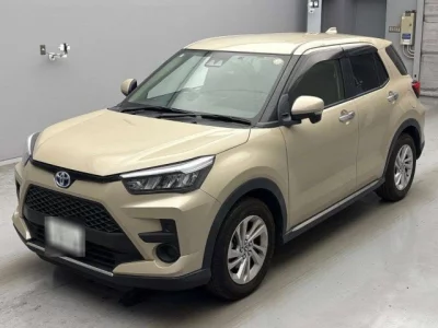 Toyota RAIZE  с аукциона в Японии