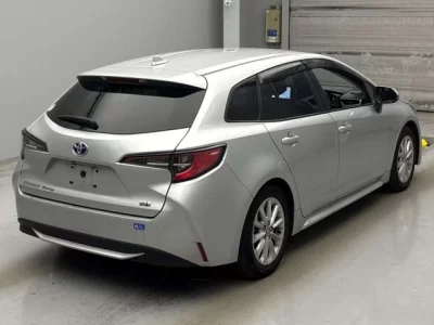 Toyota COROLLA TOURING  с аукциона в Японии