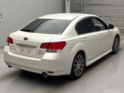 Subaru LEGACY B4  с аукциона в Японии