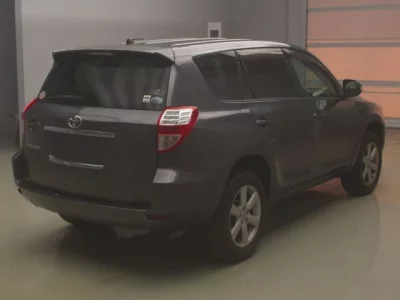 Toyota VANGUARD  с аукциона в Японии