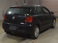 Volkswagen POLO лот № 7050 оценка 3.5  с аукциона в Японии 1