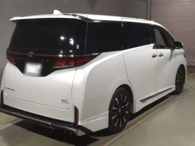 Toyota VELLFIRE  с аукциона в Японии