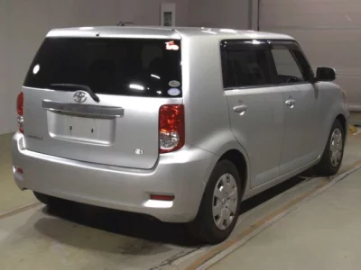 Toyota COROLLA RUMION  с аукциона в Японии