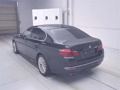 BMW 5-Series  с аукциона в Японии