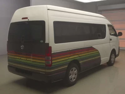 Toyota HIACE VAN  с аукциона в Японии