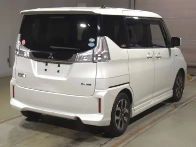 Mitsubishi DELICA D2