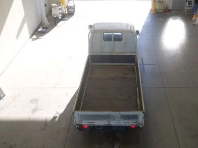 Toyota DYNA  с аукциона в Японии