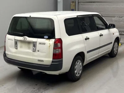 Toyota SUCCEED