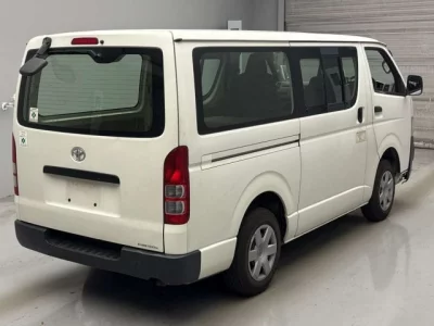 Toyota REGIUS ACE VAN  с аукциона в Японии