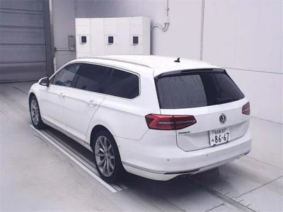 Volkswagen PASSAT VARIANT
