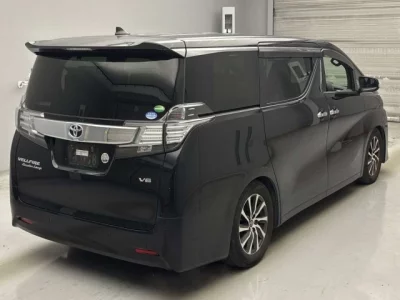 Toyota VELLFIRE  с аукциона в Японии