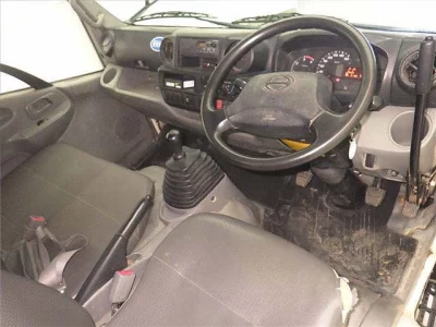 Hino DUTRO  с аукциона в Японии