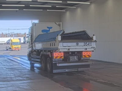 Nissan QUON  с аукциона в Японии