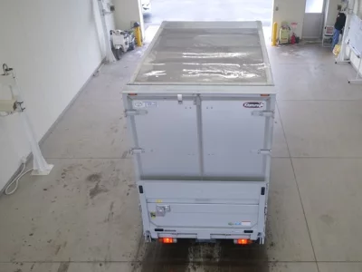 Toyota DYNA  с аукциона в Японии