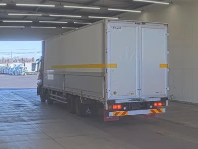 Mitsubishi SUPER GREAT  с аукциона в Японии