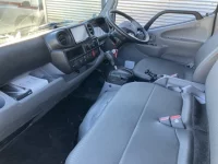 Toyota DYNA лот № 15017 оценка 5  с аукциона в Японии 4