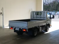 Toyota DYNA лот № 15017 оценка 5  с аукциона в Японии 1