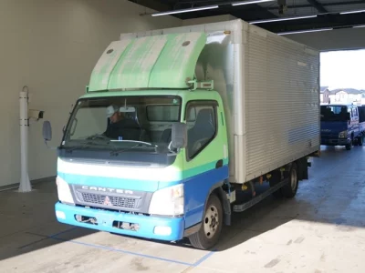 Mitsubishi CANTER  с аукциона в Японии