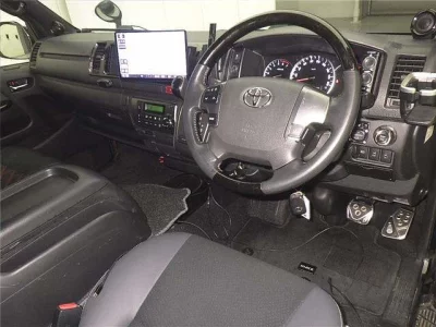 Toyota HIACE VAN  с аукциона в Японии