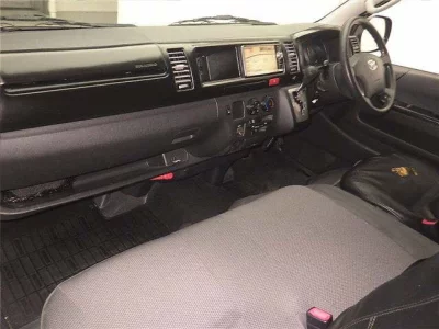 Toyota HIACE VAN  с аукциона в Японии