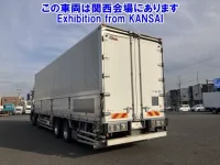 Nissan QUON лот № 53013 оценка 3  с аукциона в Японии 1