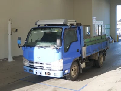 Mazda TITAN  с аукциона в Японии