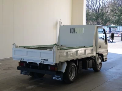 Isuzu ELF  с аукциона в Японии