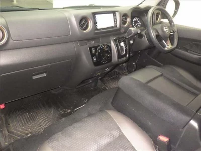 Nissan CARAVAN VAN  с аукциона в Японии