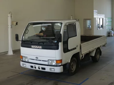 Nissan TRUCK  с аукциона в Японии