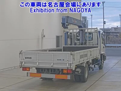 Isuzu FORWARD  с аукциона в Японии
