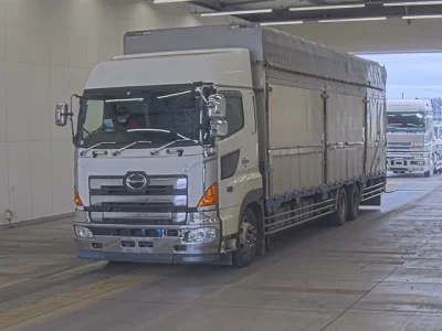 Hino TRUCK