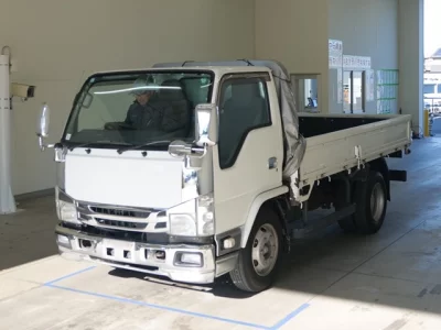 Isuzu ELF  с аукциона в Японии