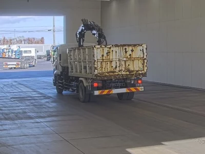 Isuzu FORWARD  с аукциона в Японии