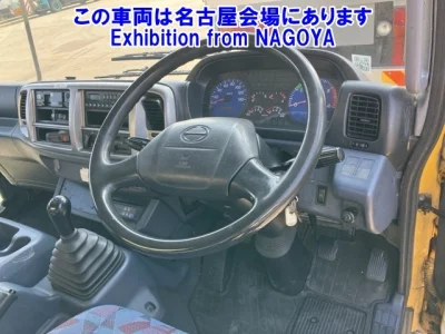 Hino TRUCK