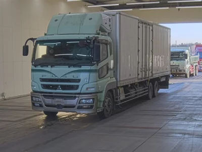 Mitsubishi SUPER GREAT  с аукциона в Японии